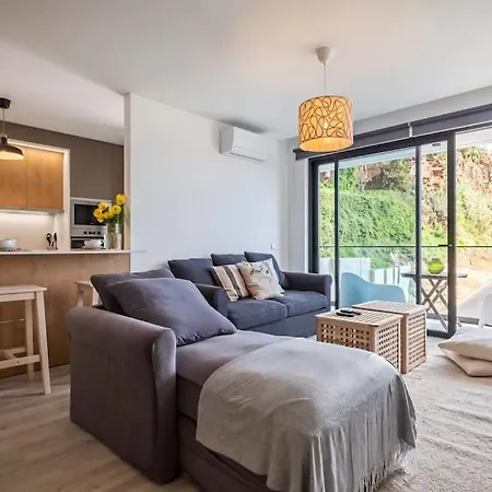 Location - With Pool Apartment Funchal (Madeira)