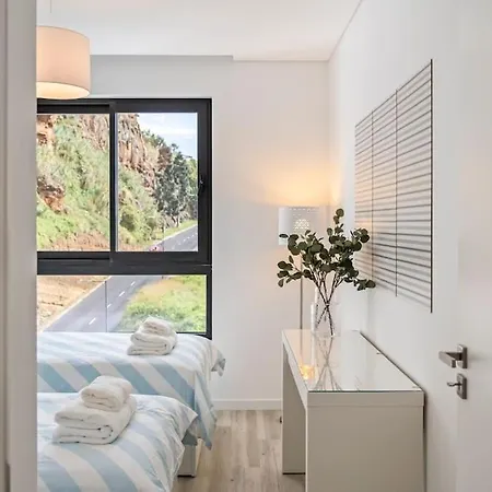 Location - With Pool Appartement Funchal (Madeira)