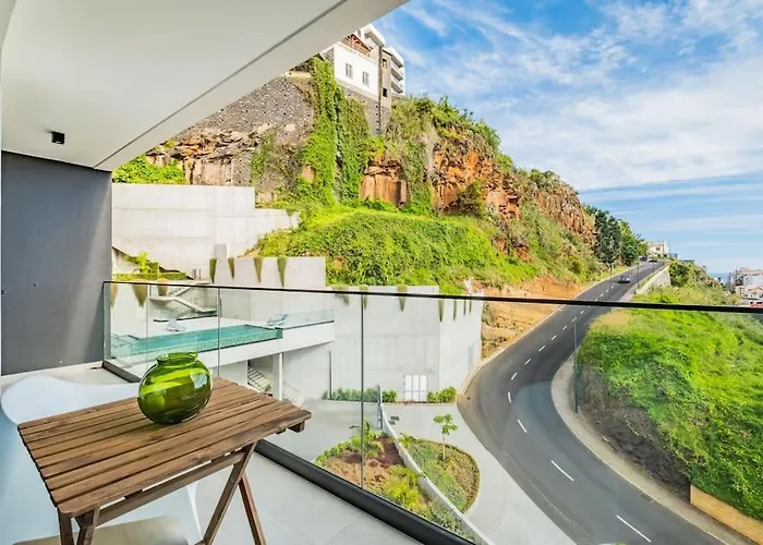 Location - With Pool